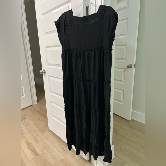 New Natural Life Berkley Black Maxi Dress - Picture 4 of 8